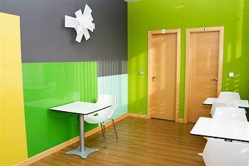 Ok Estudios Plata Apartahotel